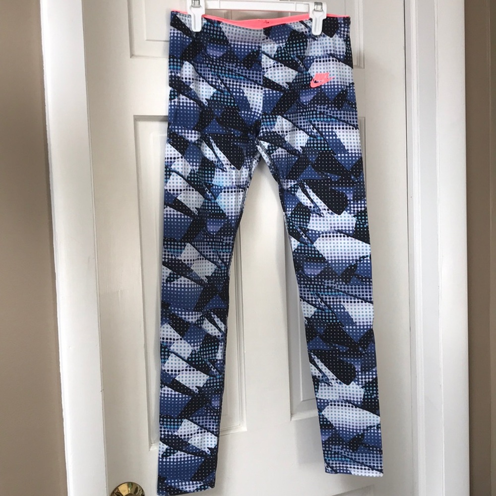 Girls Nike youth leggings, size XL